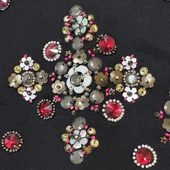 WH/BM Embellished Black Skirt Sz 4 - Picture 13 of 15